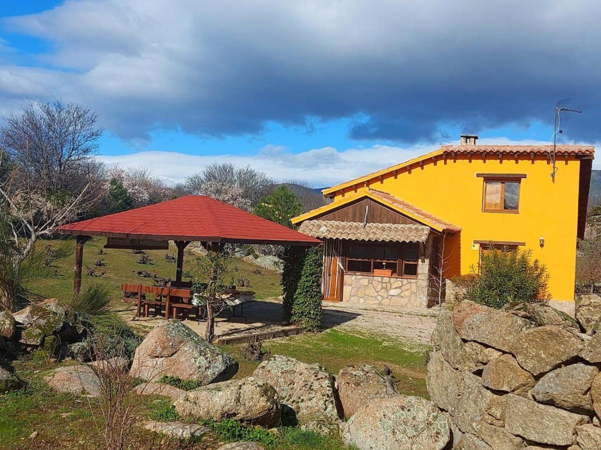 Casa Rural Naranja El Tiemblo Exterior photo