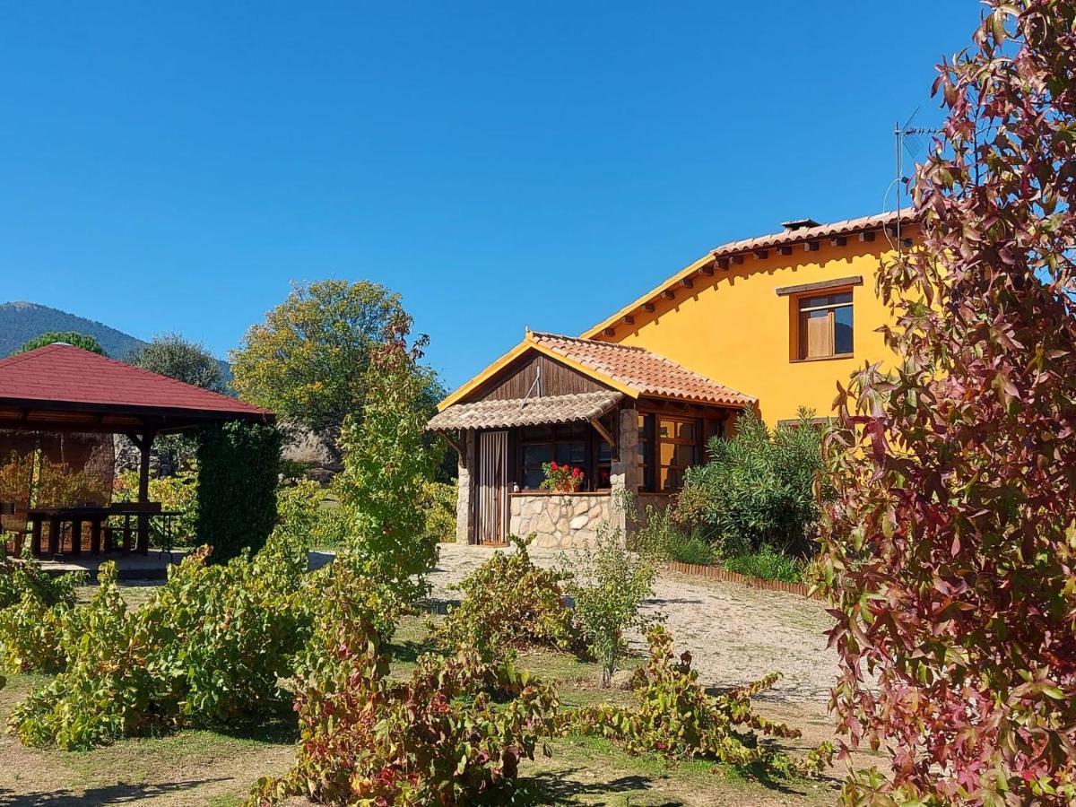 Casa Rural Naranja El Tiemblo Exterior photo